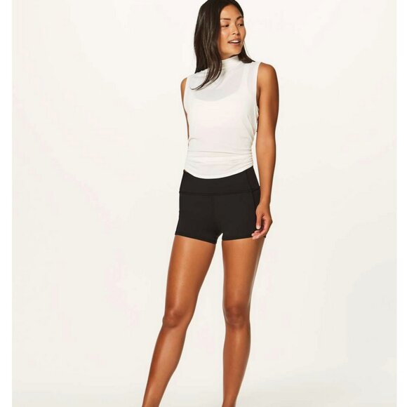 Lululemon In Movement Short Black 6 - Picture 3 of 11